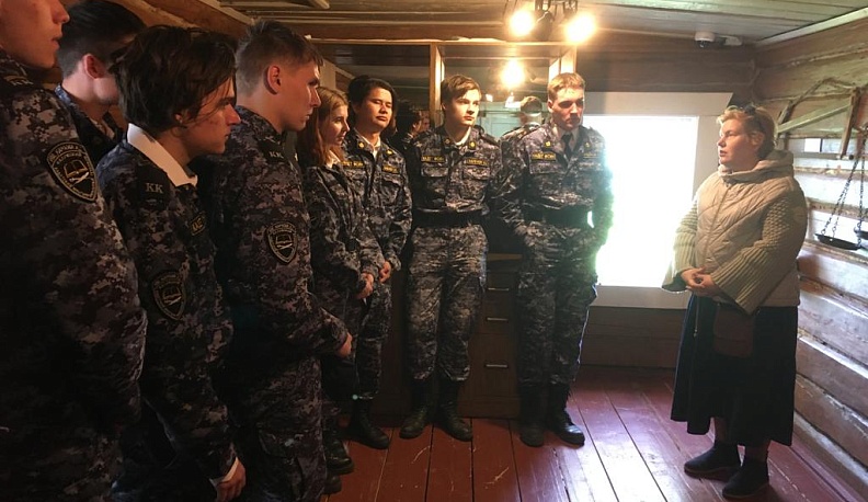 Калужские кадеты побывали в музее маршала Жукова