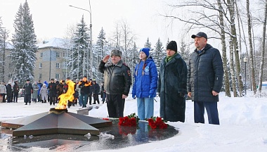Памятный митинг, посвященный 84-й годовщине освобождения обнинской земли от фашистских захватчиков, состоялся в наукограде