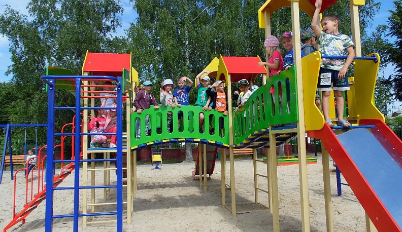 Рада, рада детвора!