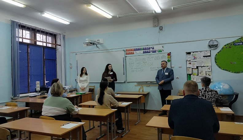 Родители калужских выпускников сдали ЕГЭ по математике 