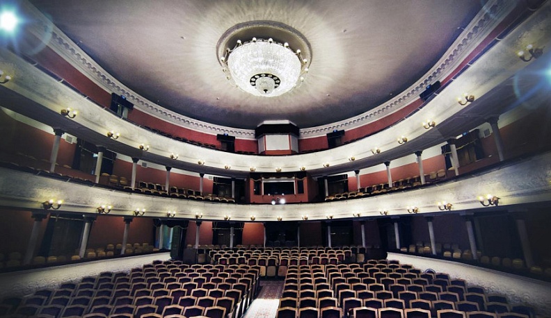 Губернатор Калужской области прокомментировал неуместные траты драмтеатра