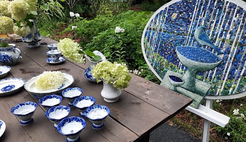 В Тарусе в саду Ракицкого студенты изучали ремёсла