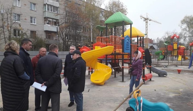 Министр строительства и ЖКХ региона осмотрел строящиеся объекты благоустройства в районах