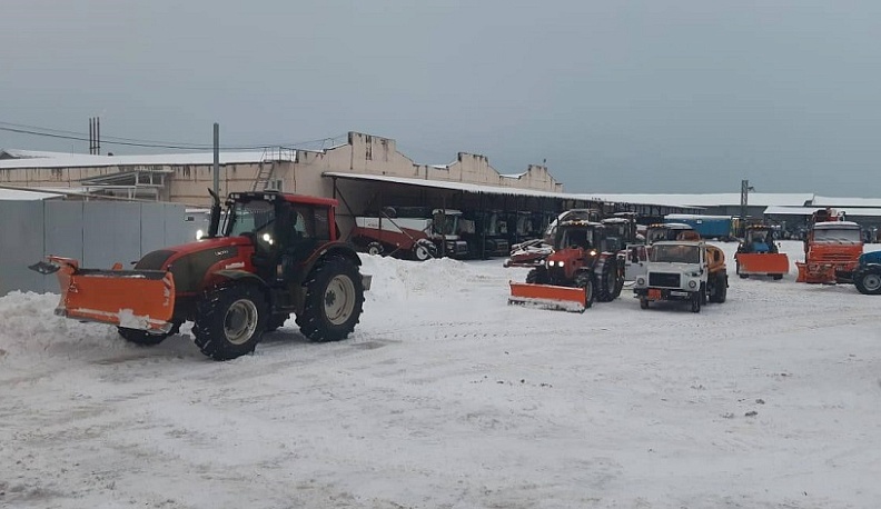 Калужская МТС выйдет на подмогу коммунальщикам в расчистке зимних дорог