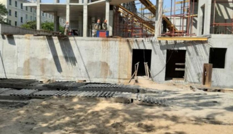 Стройку в Калуге оставили без рабочей силы