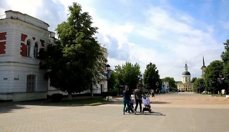 Губернатор Калужской области поздравил Мосальск с 790-летним юбилеем