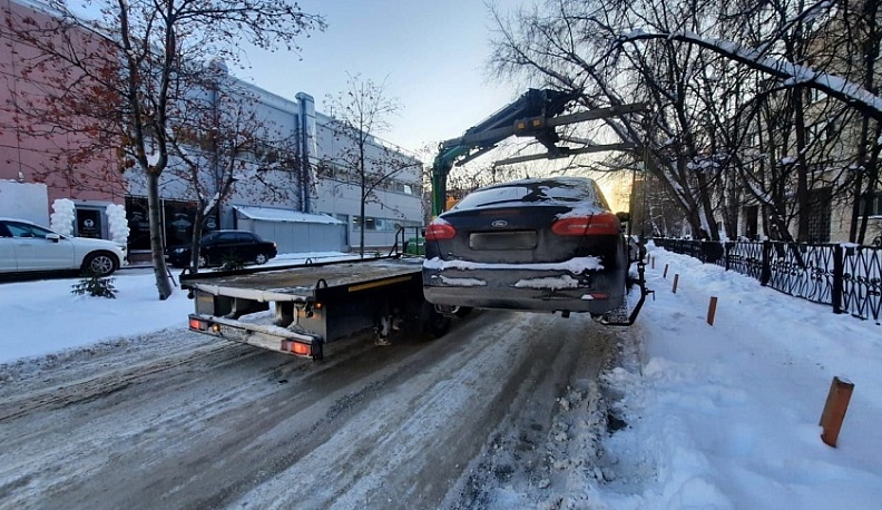 Горуправа Калуги предупредила об эвакуации 12 брошенных автомобилей 20 января