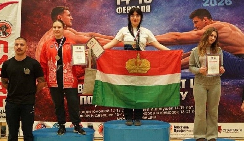 Калужане завоевали ряд наград на турнирах ЦФО по мас-реслингу