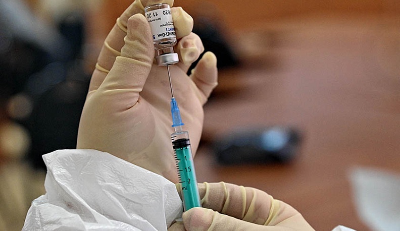 Калужане могут записаться на вакцинацию от ковида круглосуточно