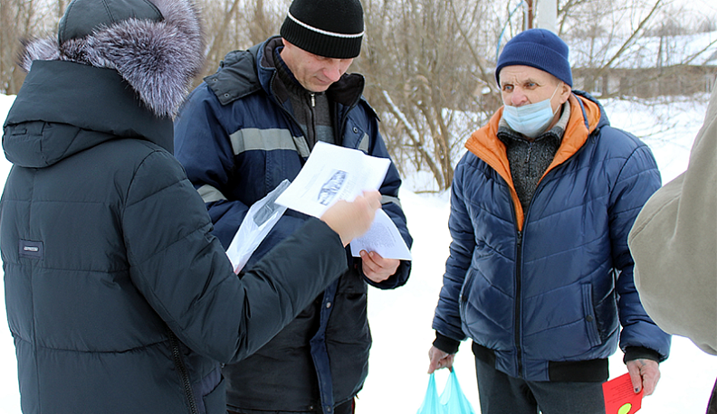 В Износках прошла акция памяти «Блокадный «светлячок»