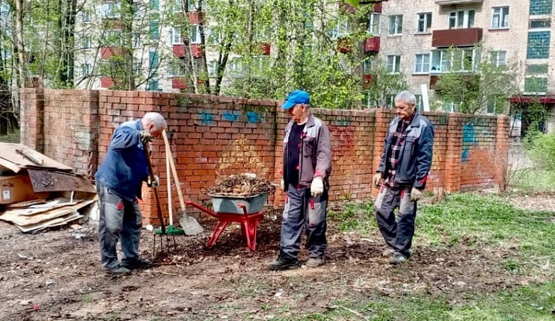 Жители Обнинска за день убрали более 40 кубометров мусора