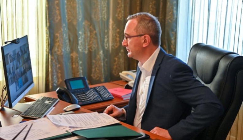 Калужским больницам передали еще 13 автомобилей