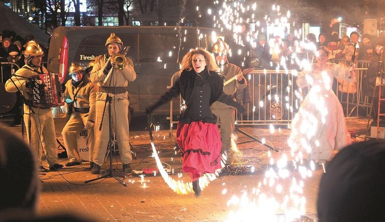 «Новые люди» занимают места