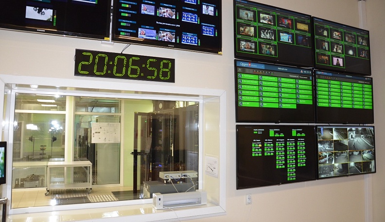 Геннадий Скляр включил иллюминацию на калужской телевышке