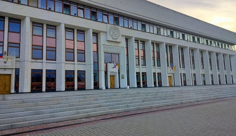 Двое жителей Калужской области получили знак за развитие волонтёрства в регионе