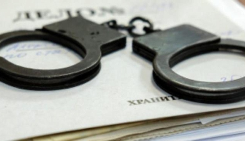 Незадачливого грабителя магазина остановил камень