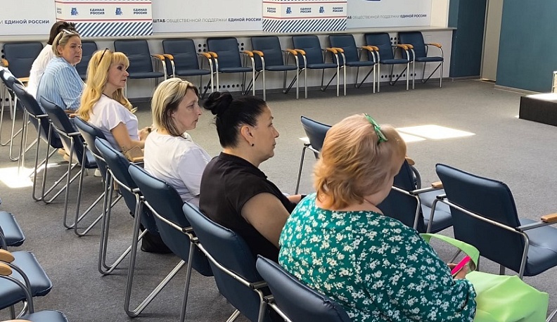 В Калуге проводятся бесплатные юридические консультации для членов семей участников СВО