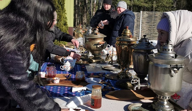 В Юхнове прошёл праздник русского самовара 