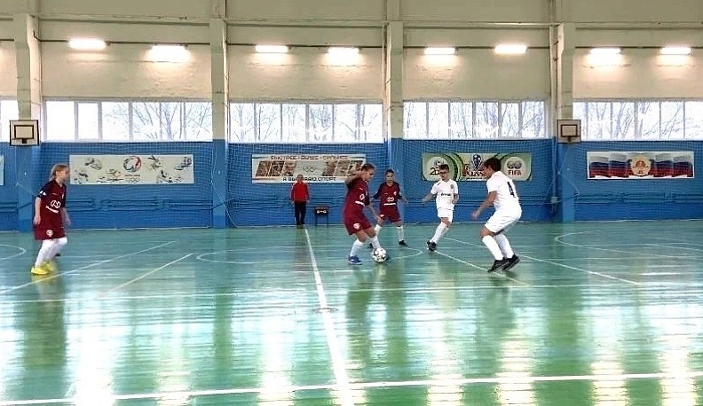 В честь Дня народного единства в Дзержинском районе провели турнир по мини-футболу