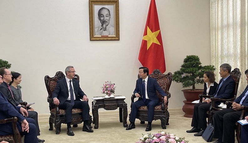 Владислав Шапша обсудил с зампредом Правительства Вьетнама Чан Хонг Ха перспективы сотрудничества в сфере образования