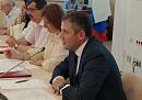 В Калуге обсудили, как бороться с вейпами В Калуге обсудили, как бороться с вейпами