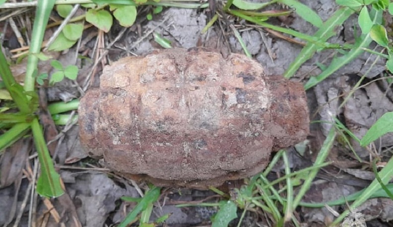 В Юхновском районе обезвредили снаряд 