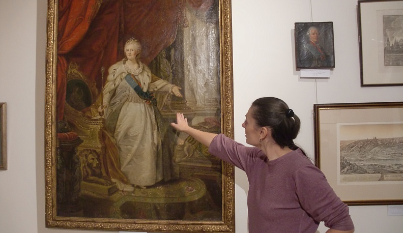 В Калужском музее изобразительных искусств работает выставка «Российская империя. Штрихи к портрету»