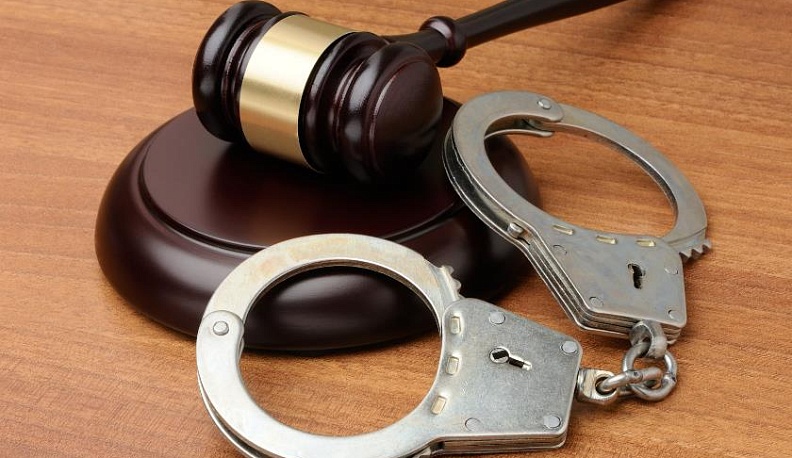 В Калуге патрульные задержали грабителя, напавшего на пенсионера