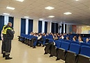 В Балабанове госавтоинспекторы и сотрудники подразделения по делам несовершеннолетних провели урок безопасности В Балабанове госавтоинспекторы и сотрудники подразделения по делам несовершеннолетних провели урок безопасности